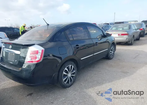 2011 Nissan Sentra 2.0S z USA, uszkodzony, nr VIN 3N1AB6AP6BL729786